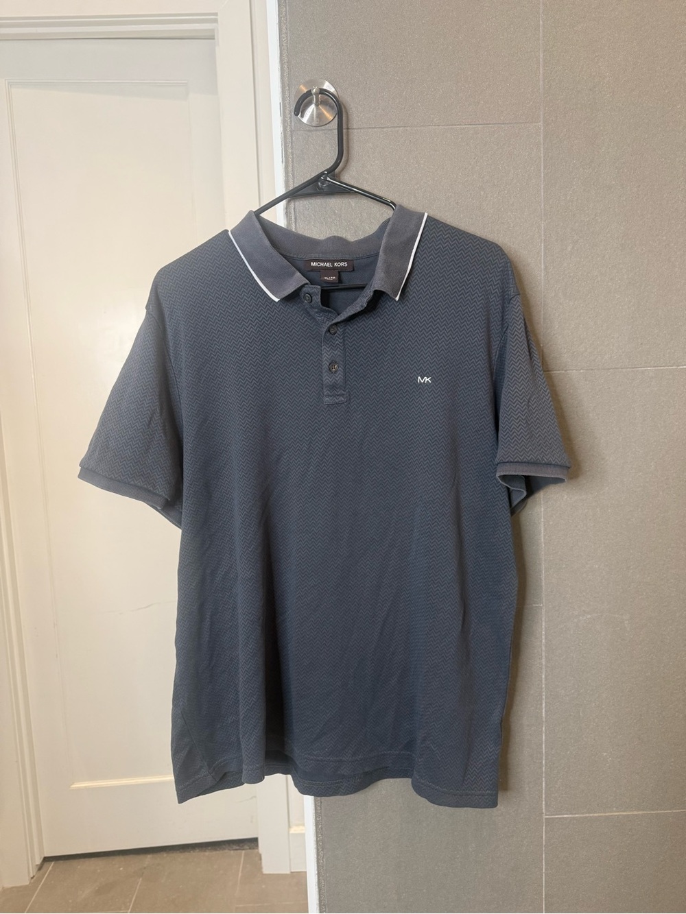 Michael Kors Men’s XL Gray Micro Chevron MK Logo Polo Shirt